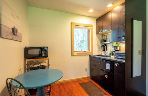 Ephraim Cottage | Walkable Ephraim Duplex | Cozy Nights & Bay Sunsets