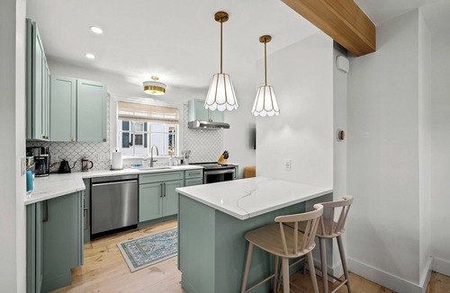 Marblehead House | Walkable Harbor Home in Marblehead: Family & Dog Friendly, Fenced Yard + Parking