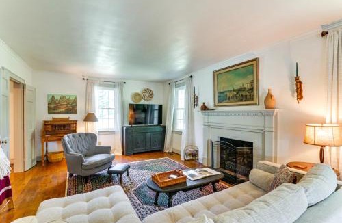 Charles Town House | Walkable Location: Historic Home in Charles Town!