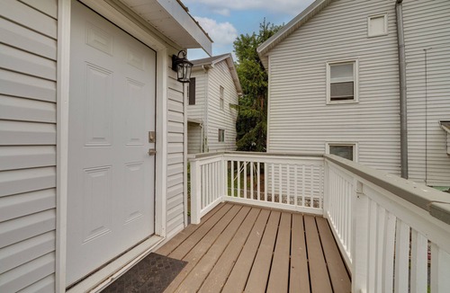 Bellepoint Apartment | Walkable Location! High-end 4-unit Hinton Getaway
