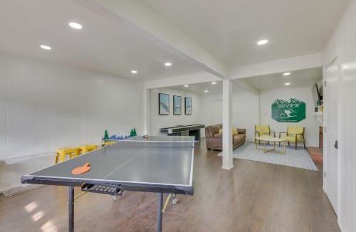 Red River House | Walkable Location! Mtn-View Condo in Red River