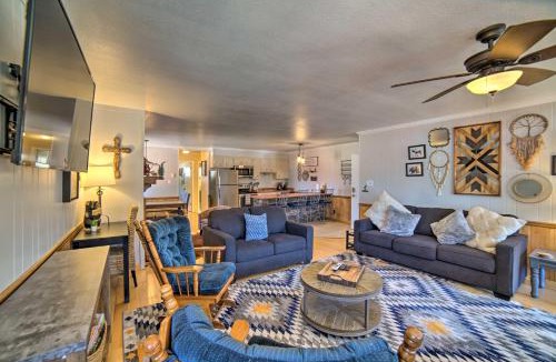 Red River House | Walkable Location! Mtn-View Condo in Red River