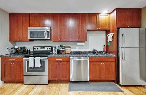 Olde Town House | Walkable Olde Town Issy Hike/Mt.Bike 5 min to I 90 Seattle/Bellevue Snoq Casino
