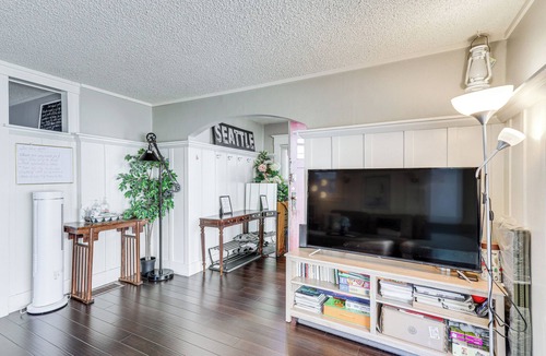 Queen Anne House | Walkable Queen Anne Cottage < 1/2 Mi to Kerry Park