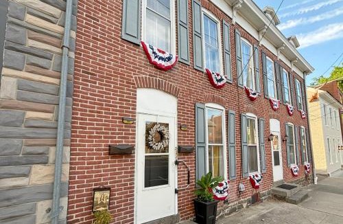 Gettysburg Apartment | Walkable Rental in Dtwn Gettysburg: Pet-Friendly!