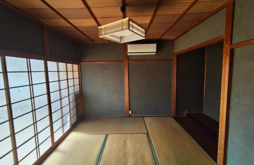 Koyaguchi Hostel | Walkable retro town , Supermarkets nearby,高野口ガッコーチカクのゲストハウス