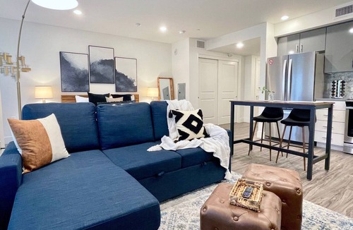 Walnut Creek Apartment | Walkable Walnut Creek with Rooftop Hot Tub