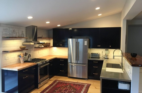 Boothbay Harbor Condo | Walking Distance To Shops, Restaurants And Footbridge