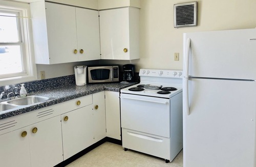 Pinnacles Entrance Badlands House | Walking distance from Wall Drug the City Park and all restaurants in town!