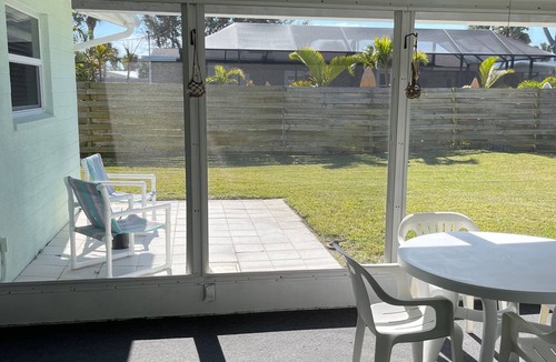 Rosemont House | Walking distance to the Atlantic and your favorite beachside restaurants!