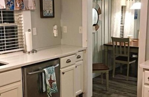Wareham Center Cottage | Walking distance to Private Beach! Charming Cottage North of Cape Cod.