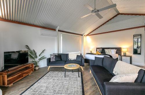 Pokolbin House | Wallaby Lodges