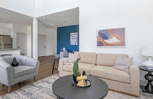 Waller Apartment | Waller 3BD/2.5BA 2 - Three Bedroom Apartment, Sleeps 6