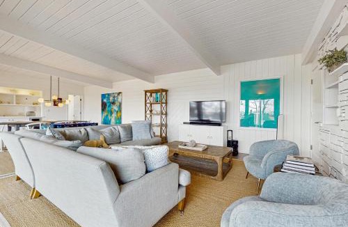 Rye House | Wallis Sands Beach Serenity