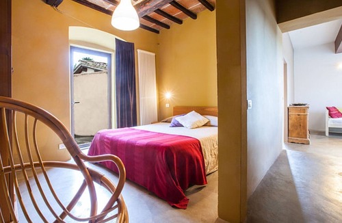 Pelago Apartment | Walnut apartment at Podere Castellare