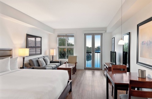 Osoyoos Hotel | Walnut Beach Resort