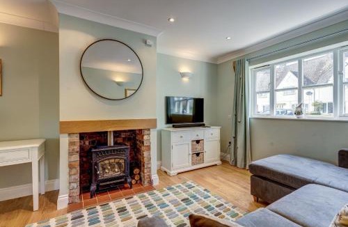 Evenley House | Walnut Cottage