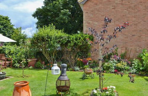 Sproughton House | Walnut Cottage