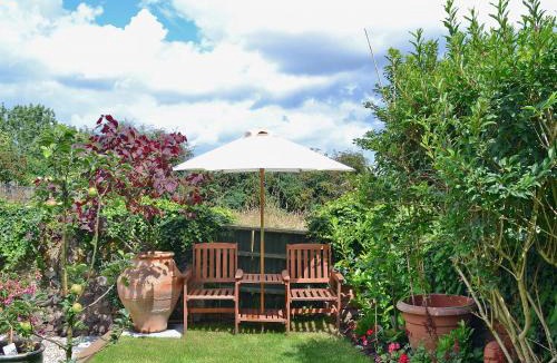 Sproughton House | Walnut Cottage