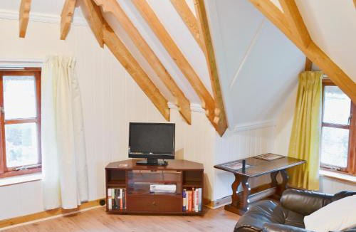 Martin House | Walnut Tree Cottage