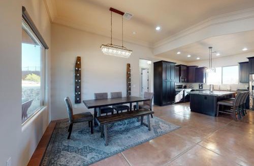 Tanque Verde House | Walnut Tree