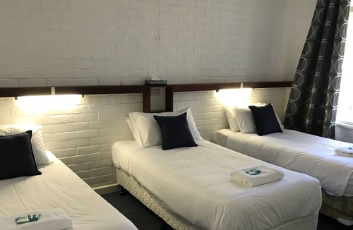 Walpole Hotel | Walpole Hotel Motel