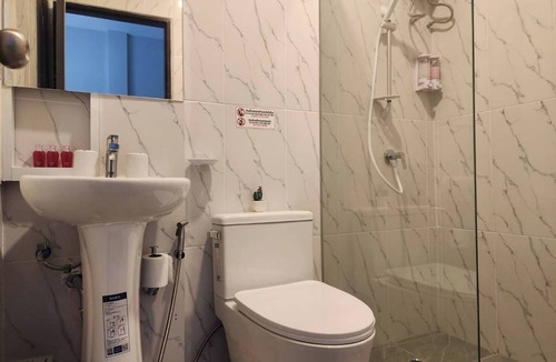 Thanon Phetchaburi Hostel | Wan Residence Ratchatewi