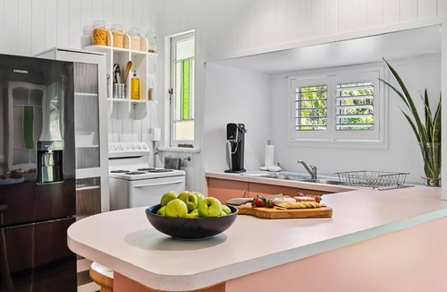Wandal House | Wandal Haven 3BR King + 2 Doubles Pets OK
