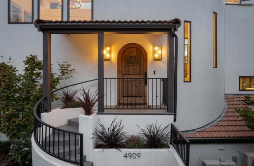 Gatewood House | Wander West Seattle