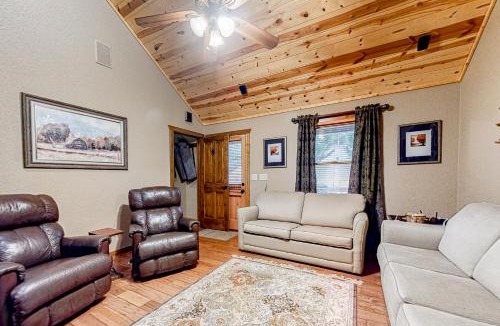 Ellijay House | Wandering Bear's Den