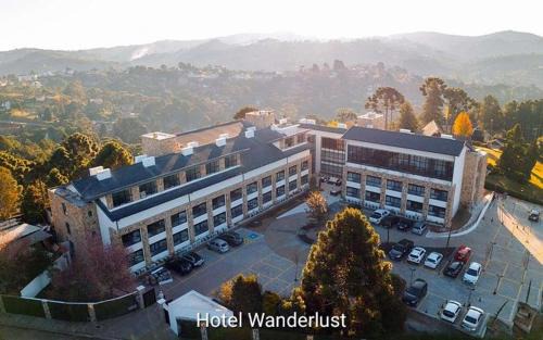 Campos do Jordao Apartment | Wanderlust Experience Hotel BW Signature Collection - Cíntia Bogéa