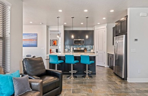 Sienna Hills House | Wanderlust: Luxury 5 BR/ 4 BA Home and Retreat