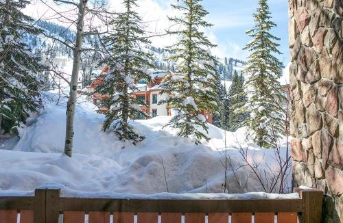 Salt Lake Mountain Resorts Apartment | Wanderlust Suite