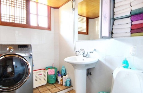 Nambanggye House | Wando Hanok Pension