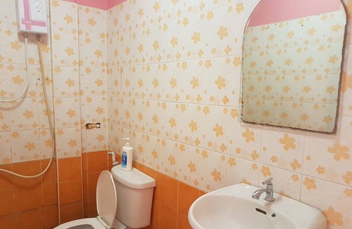 Warin Chamrap Hotel | Wanjai Resort