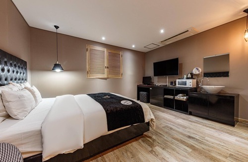 Wanju Hotel | Wanju Healing