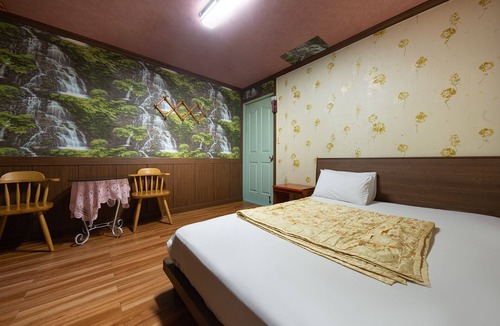 Wanju Hotel | Wanju Nari