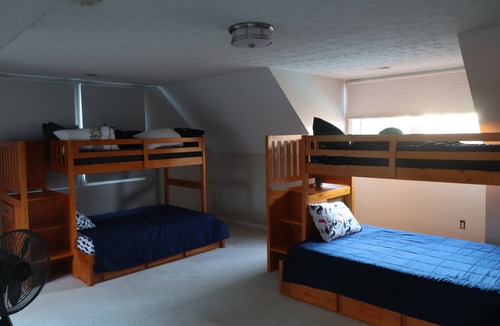Mount Holly House | Want seclusion for your vacation? 5 acres of serenity!