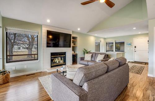 Wapato Point House | Wapato Point Halmalka 503A