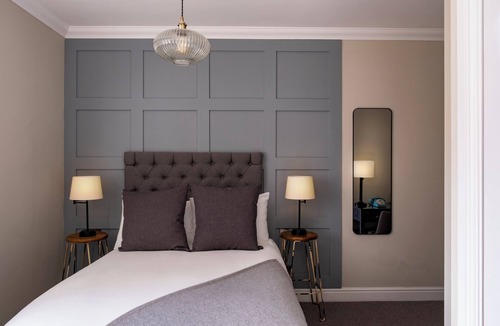 Eversley Hotel | Warbrook House Heritage Hotel