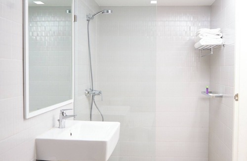 Khlong Bang Ping Hotel | Warila Hotel
