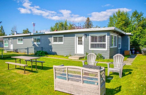 Government Hill Villa | Warm 3B w/Yard | 2 min to Downtown