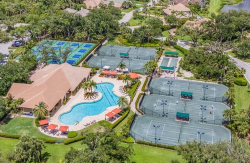 Fort Myers House | Warm and Inviting 3 BD 3 BTH home in Verandah