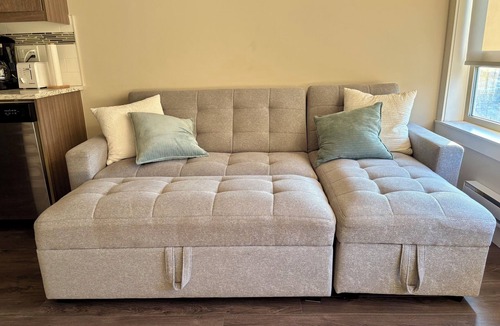 East Clayton Condo | Warm and inviting condo - 5 minutes from local shopping and eateries!