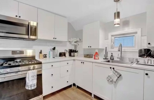 Woonsocket Apartment | Warm and welcoming 2 bedroom apartment in Woonsocket
