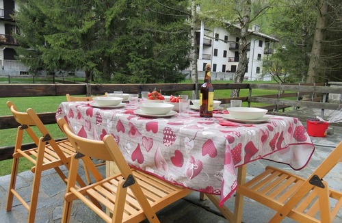 Gressoney-Saint-Jean Apartment | Warm & Charming with big Terrace - *Gressoney* Village -Ski & Mountain Trekking
