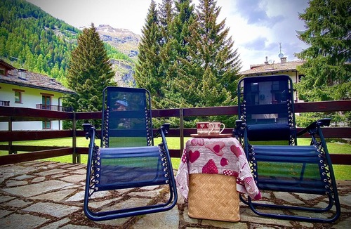 Gressoney-Saint-Jean Apartment | Warm & Charming with big Terrace - *Gressoney* Village -Ski & Mountain Trekking