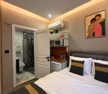 Harbiye Apartment | Warm cozy studio 8 min by metro station