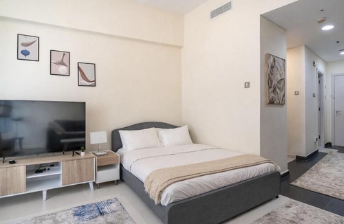 Dubai Apartment | Warm & Stylish Studio with Balcony