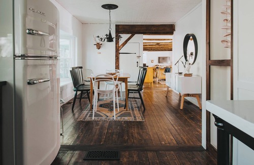 Upper Jay Cabin | Warner's Camp Riverfront Retreat: Cabins, Hot Tub, Saunas, Swimming Hole